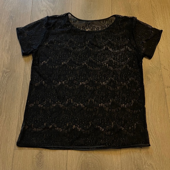 AA Sheer Lace T-Shirt Blouse - Picture 3 of 4